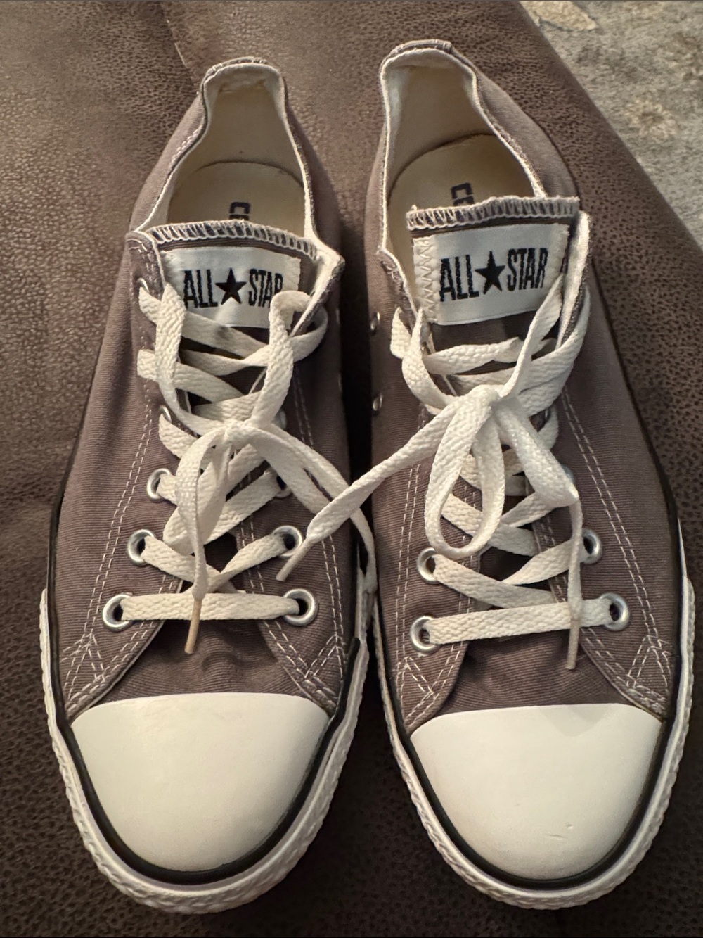 CONVERSE All Star Classic Gray Chuck Taylor Low Top Women’s Size 10 Men’s Size 8